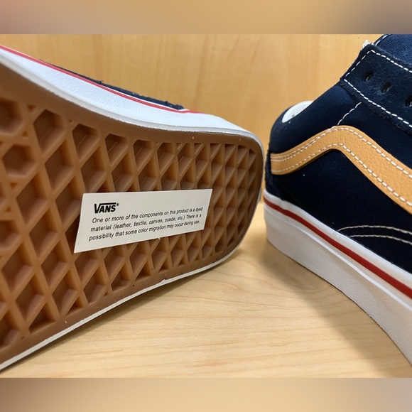 Classic Vans - Picture 6 of 7